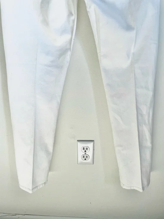 PAIGE Skyline Peg Skinny Jeans Optic White Size 31 Mid Rise Ankle EUC - Picture 9 of 9